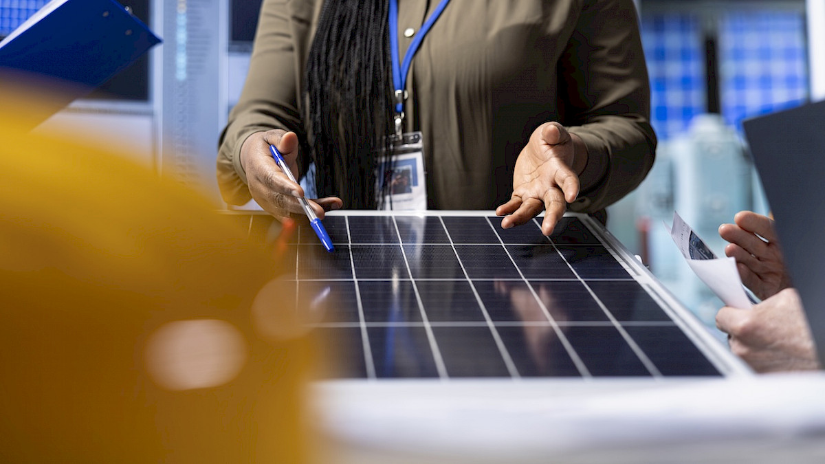 El error más común al instalar energía solar en empresas (y cómo evitarlo)